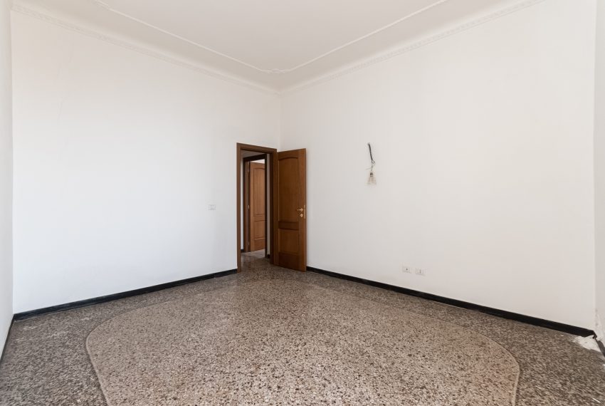 Via Buozzi-11