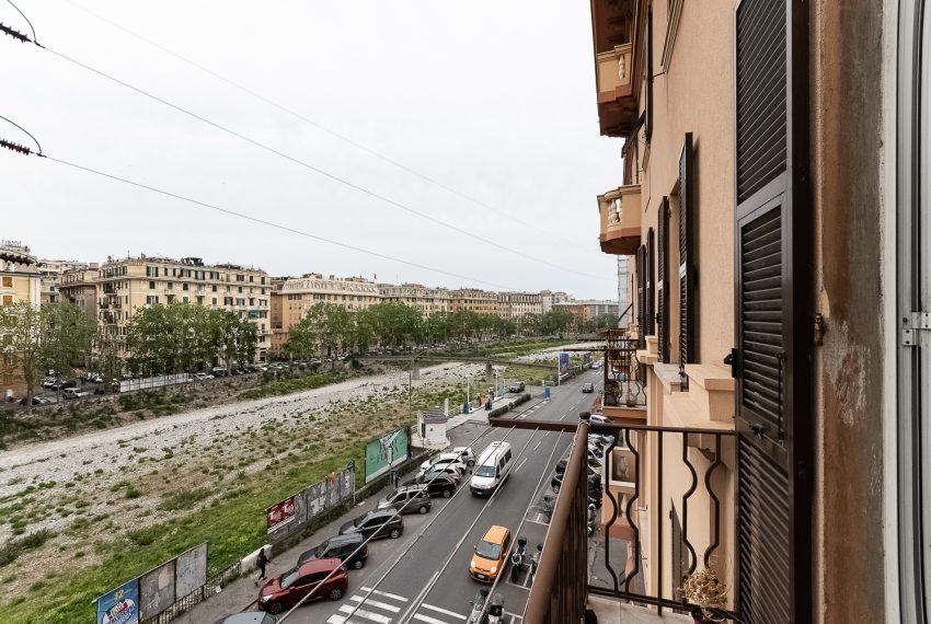 via moresco-15
